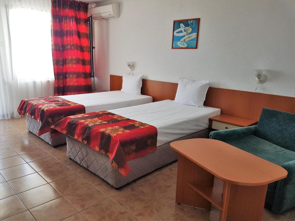 Family Hotel Venera Kavarna Eksteriør bilde