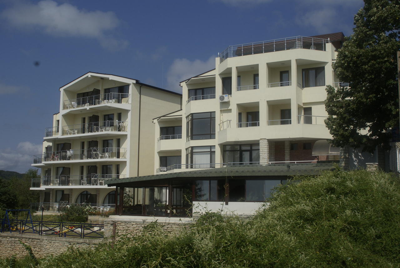 Family Hotel Venera Kavarna Eksteriør bilde